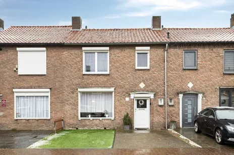 Tussenwoning te koop: Condorstraat 42, Roofvogelbuurt Oss