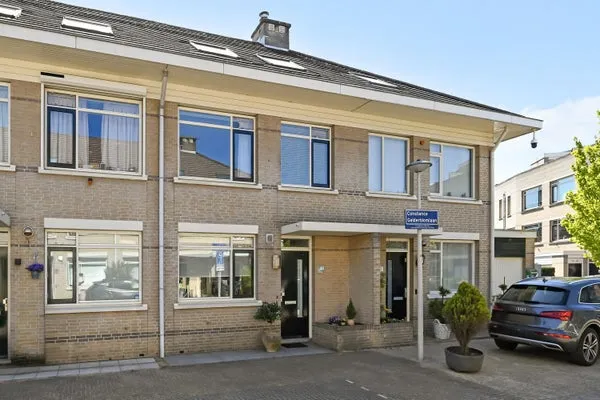 Terraced house for sale: Constance Gelderblomlaan 3, Leyenburg 'S-Gravenhage