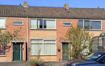 Tussenwoning te koop: Constantijn Huygensstraat 17, Rozenburcht Capelle Aan Den Ijssel