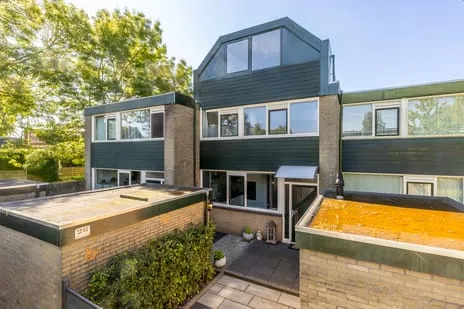 Tussenwoning te koop: Constantijnstraat 26, 's-Gravendeel Woonkern 'S-Gravendeel