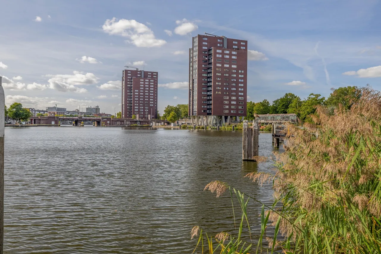 Appartement te koop: Coolhaven 549, Rotterdam