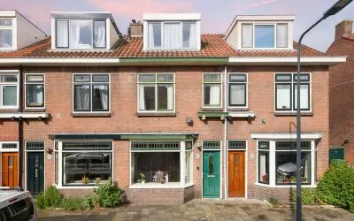 Tussenwoning te koop: Coornhertstraat 10A, Lage Mors Leiden