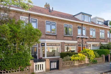 Tussenwoning te koop: Coornhertstraat 39, Lage Mors Leiden