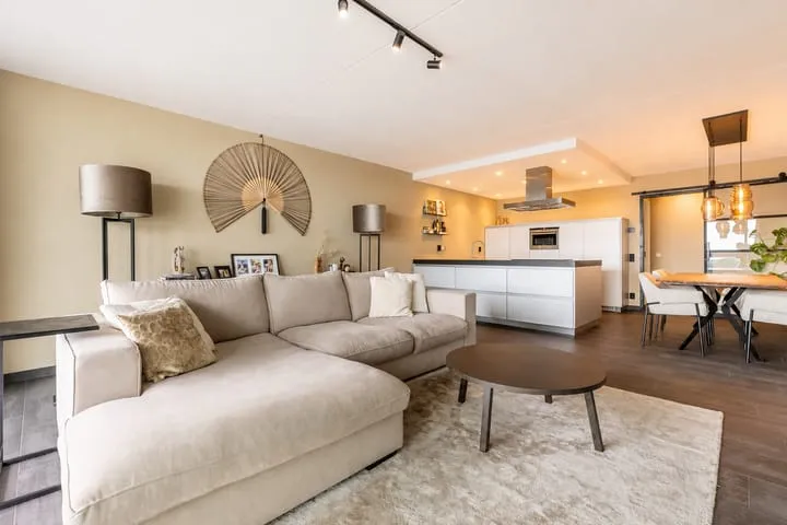 Appartement te koop: Cor Kieboomplein 300, Oud IJsselmonde Rotterdam