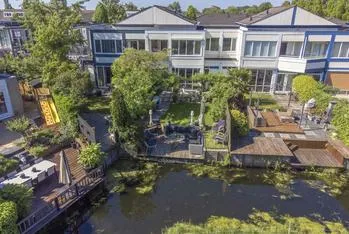 Tussenwoning te koop: Cor van Osnabruggelaan 30, Starrenburg Voorschoten