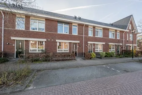 Tussenwoning te koop: Cor Dirksestraat 7, Mijnsheerenland Woonkern Mijnsheerenland