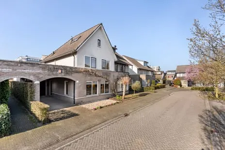 Hoekwoning te koop: Cor Hilbrinkstraat 44, Borne Centrum Borne