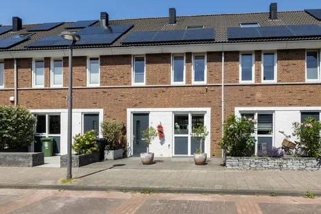 Terraced house for sale: Corbulolaan 64, Hoogeland West Naaldwijk