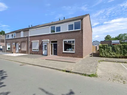 Corner house for sale: Corneillestraat 7, Vossener-Centrum Venlo