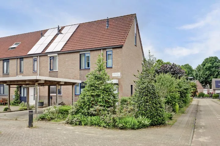 Corner house for sale: Cornelie van Oosterzeestraat 11, Laag Dalem I Gorinchem
