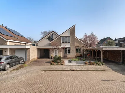 Hoekwoning te koop: Cornelis de Mooystraat 42, Centrum West Barendrecht