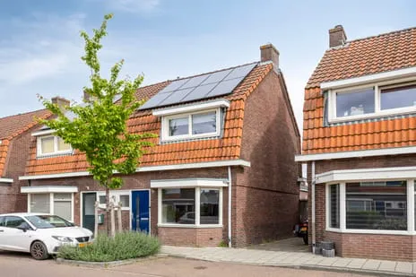 Twee-onder-één-kap te koop: Cornelis Houtmanstraat 6, Eekmaat Enschede