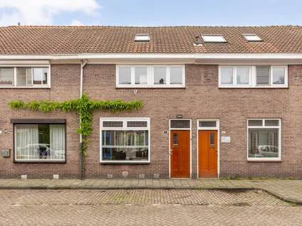 Tussenwoning te koop: Cornelis Speelmanstraat 12, Armhoef Noord-West Tilburg