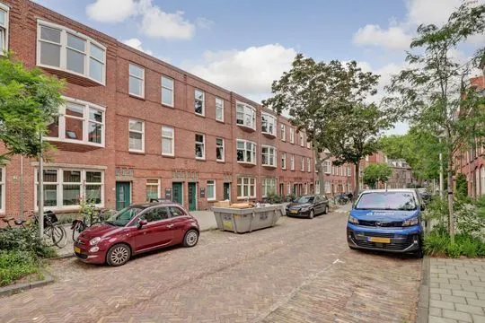 Appartement te koop: Cornelis Trompstraat 39II, Delft