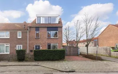 Hoekwoning te koop: Cornelis van Eerdenstraat 21, Dorp Zoetermeer
