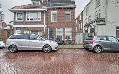 Twee-onder-één-kap te koop: Cornelis van Noordestraat 19, Kruistochtbuurt Haarlem