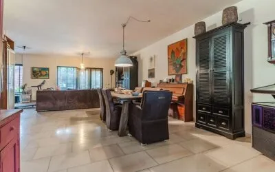 Hoekwoning te koop: Cornelis Jolstraat 34, Zeeheldenbuurt I Oss
