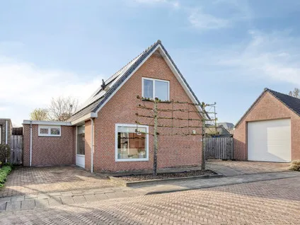 Vrijstaande woning te koop: Cornelis Oomestraat 44, Raamsdonk Raamsdonk