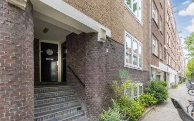 Studio te koop: Cornelis Trooststraat 30-4, Cornelis Troostbuurt Amsterdam