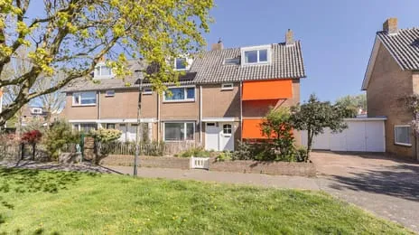Tussenwoning te huur: Cornelis van der Werffstraat 16, Brederode- Gerkestraat e.o. Zandvoort