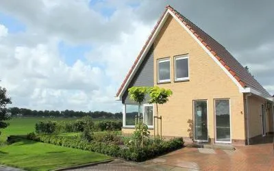 Vrijstaande woning te huur: Corona 6, Tuitjenhorn-West en -Zuid Tuitjenhorn