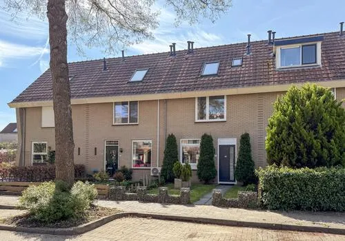 Tussenwoning te koop: Corridor 39, Derde woonwijk Zeewolde