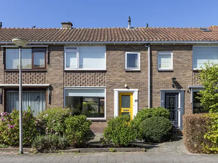 Tussenwoning te koop: Cort van der Lindenstraat 17, Ouwe Gouwe Gouda