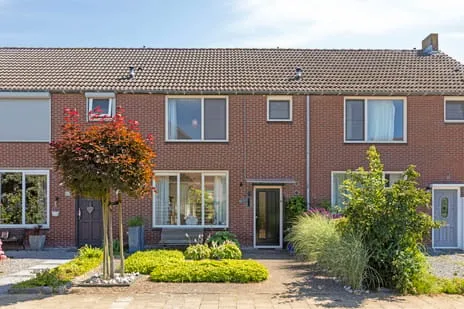 Tussenwoning te koop: Cort van der Lindenstraat 212, Goes-Noordwest Goes