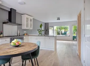 Tussenwoning te koop: Cosmariumstraat 13, Kadoelen Amsterdam