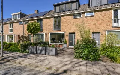 Tussenwoning te koop: Couperuslaan 50, Zijdelwaard Uithoorn