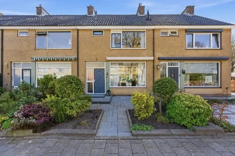 Tussenwoning te koop: Couperusstraat 45, Oost Ridderkerk