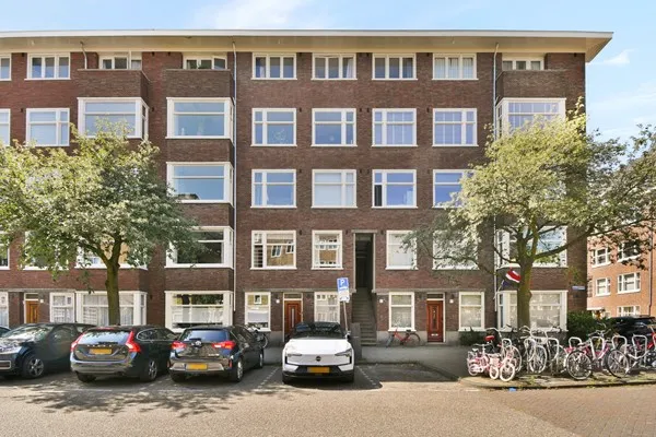 Appartement te huur: Courbetstraat 33-1, Minervabuurt-Zuid Amsterdam