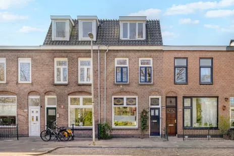 Tussenwoning te koop: Cremerstraat 124, Utrecht