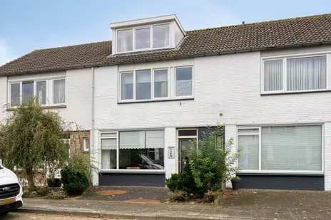 Tussenwoning te koop: Crijnssenstraat 17, Veghel Zuid 2 Veghel