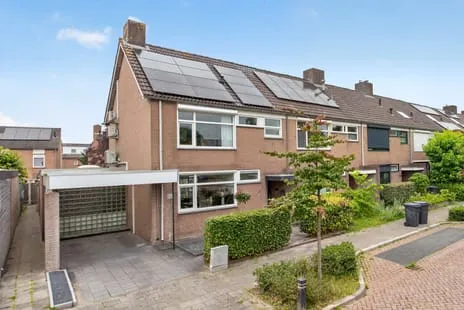 Corner house for sale: Crocuslaan 11, Dommelen Valkenswaard