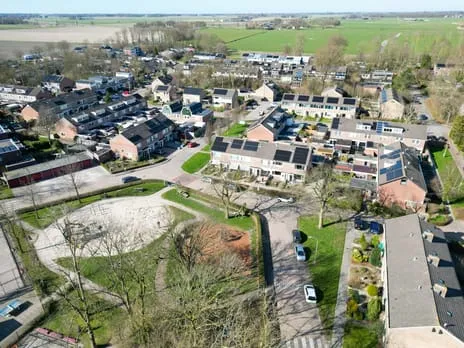 Tussenwoning te koop: Crocuslaan 28, Winsum Noord - West Winsum (Gr)