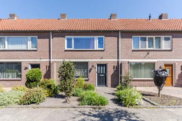 Tussenwoning te koop: Crocusstraat 20, Hoevenseveld Uden