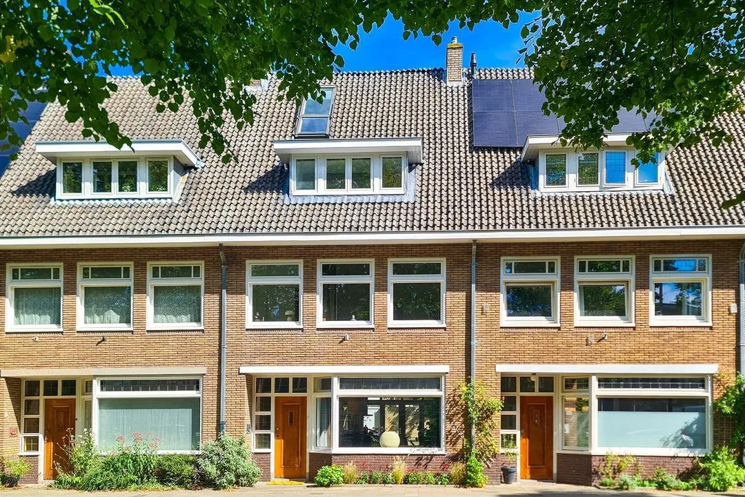 Tussenwoning te koop: Croeselaan 128, Utrecht