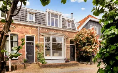 Tussenwoning te koop: Cronjéstraat 10, Transvaalwijk Leeuwarden