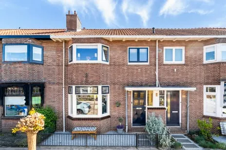 Tussenwoning te koop: Cronjéstraat 20, Transvaalstraat en omgeving Dordrecht