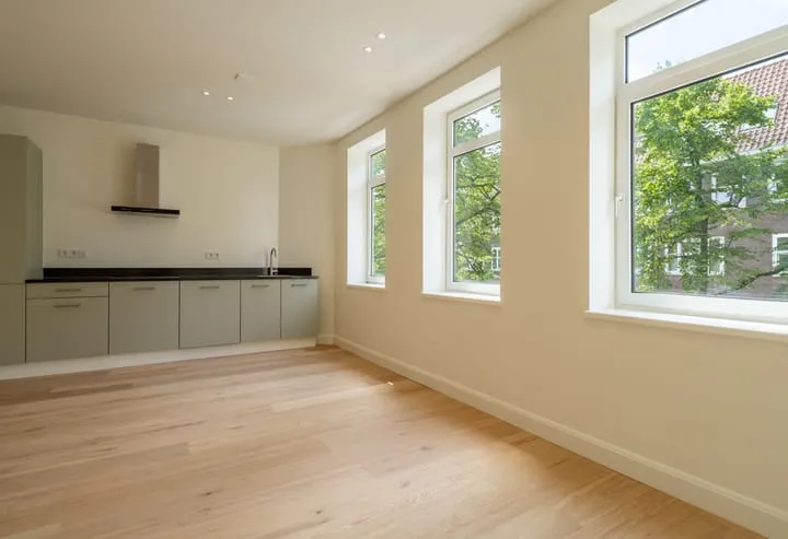 Appartement te koop: Crynssenstraat 46-2, Paramariboplein e.o. Amsterdam