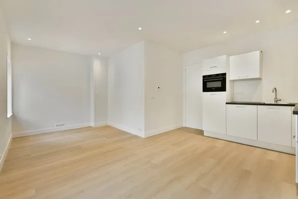 Woning te huur: Crynssenstraat, Paramariboplein e.o. Amsterdam