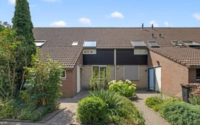 Tussenwoning te koop: Cubadreef 7, Vechtzoom-noord, Klopvaart Utrecht