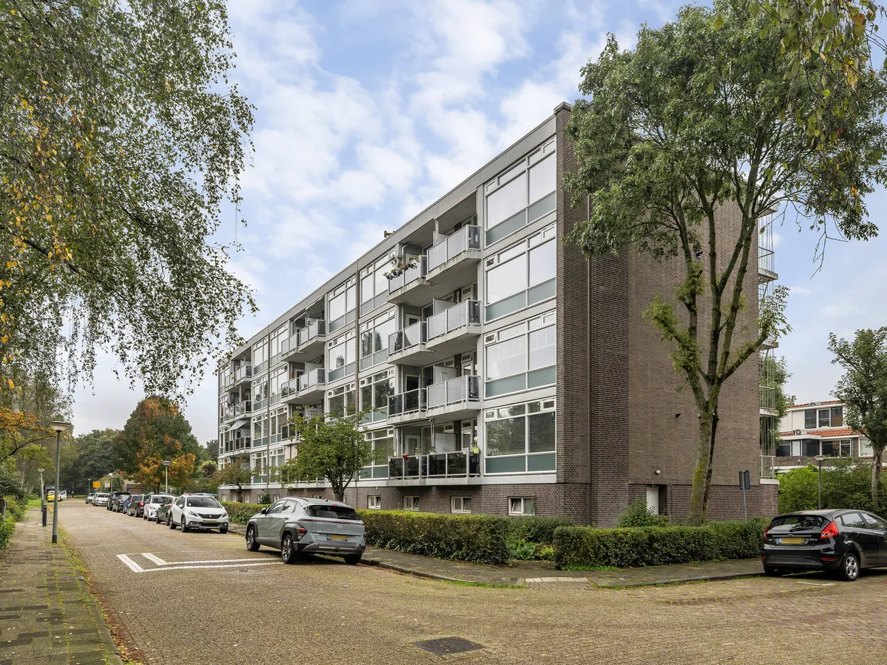 Appartement te koop: Curaçaolaan 144, Vlaardingen