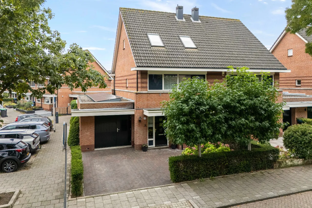 Hoekwoning te koop: Cuypersdreef 41, Barendrecht