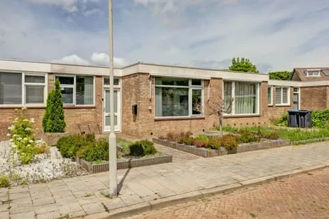 Tussenwoning te koop: Cypressenstraat 26, Goes-Zuid Goes