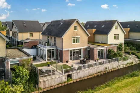 Twee-onder-één-kap te koop: D. Hofstedestraat 15, Langeraar Ter Aar