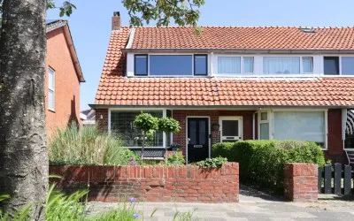 Hoekwoning te koop: d'Hondecoeterstraat 30, Gerard Dou Leeuwarden