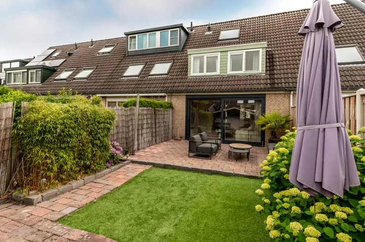 Tussenwoning te koop: D. Hudigstraat 43, Bouwmeesterbuurt Noord Almere