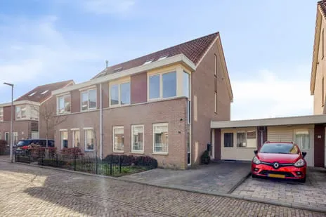 Tussenwoning te koop: D A Poldermansstraat 5, Kern 's-Gravenpolder 'S-Gravenpolder